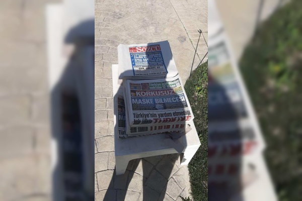 CHP'li belediyeler ekmek yerine gazete dağıttı!